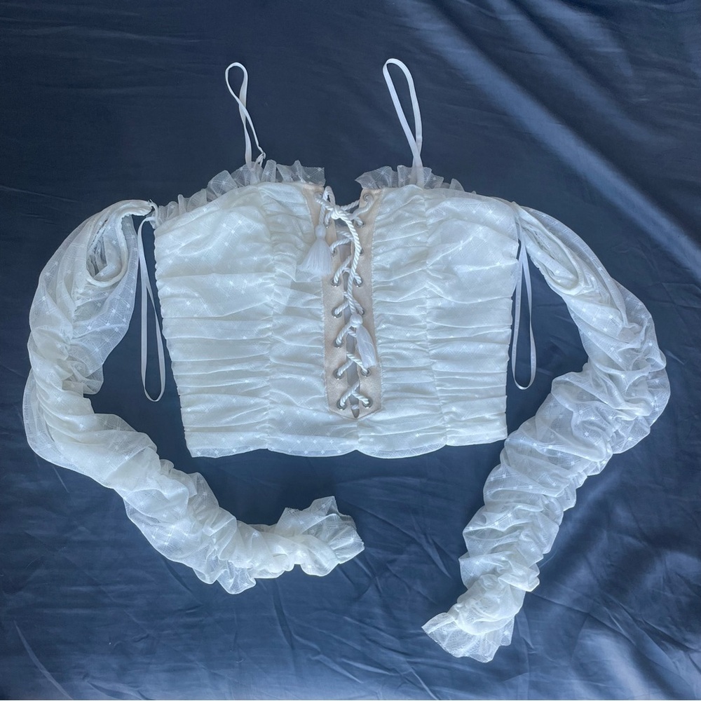 The Jetset Diaries Gardenia Lace Up Top - Picture 3 of 12